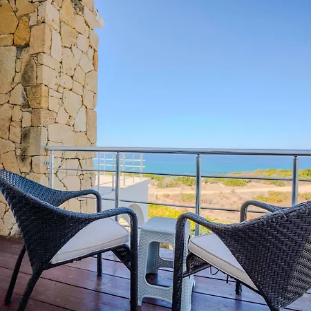 Georgina With Private Pool And Sea View *