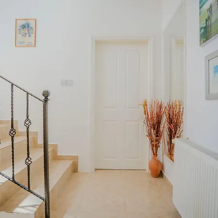 Villa Georgina With Private Pool And Sea View Vavilas