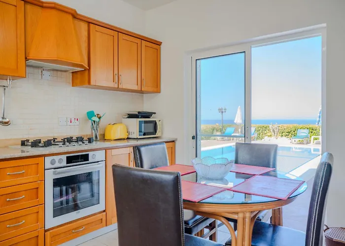 Georgina With Private Pool And Sea View Vavilas