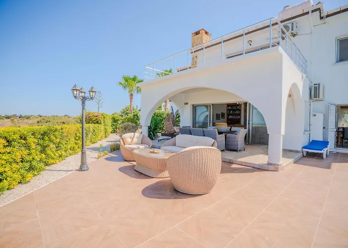 Georgina With Private Pool And Sea View * Vavilas