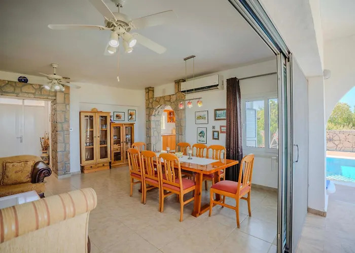 ヴィラ Georgina With Private Pool And Sea View *