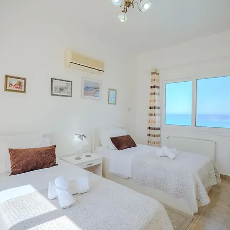 Georgina With Private Pool And Sea View