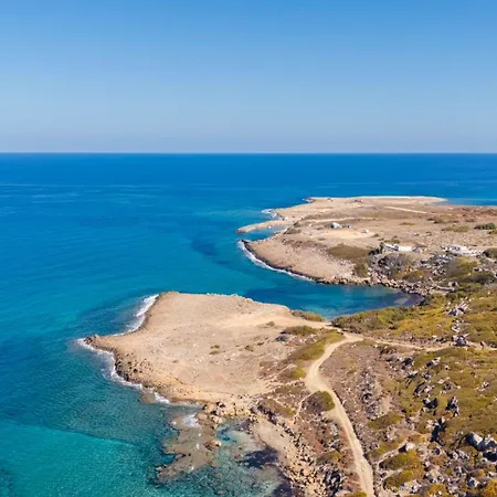 Homely Coastal Retreat With Stunning Views Villa *
