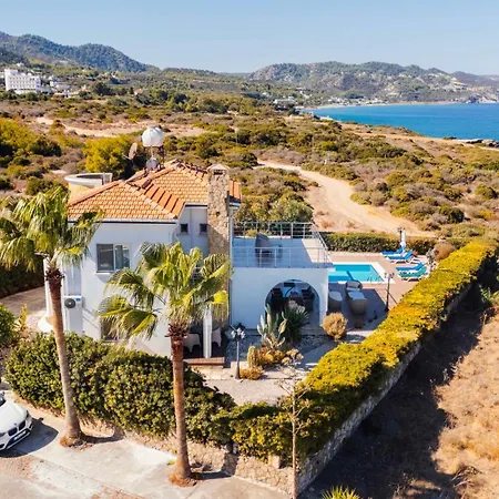 Georgina With Private Pool And Sea View فيلة