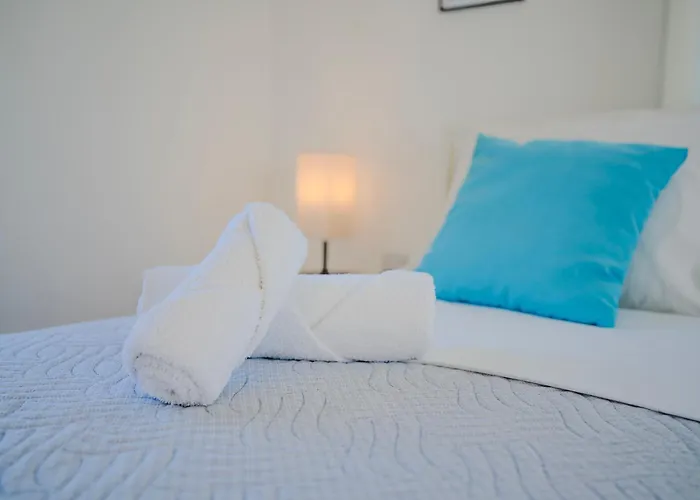 Villa Georgina With Private Pool And Sea View