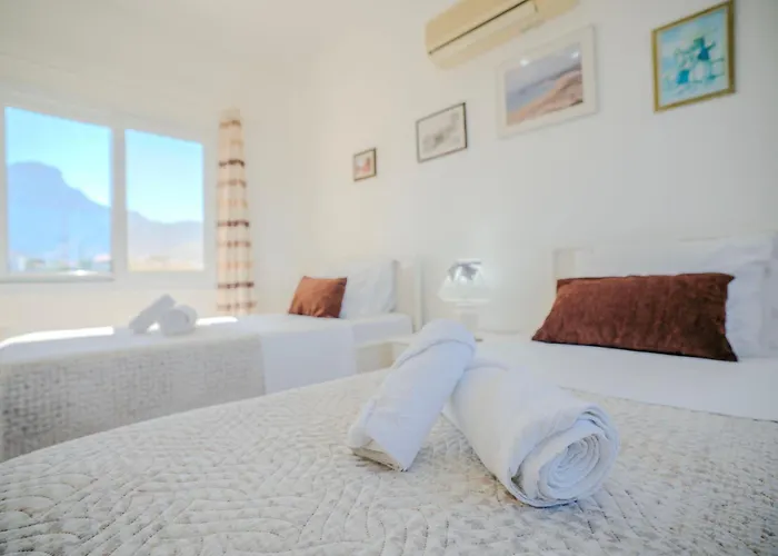 Villa Georgina With Private Pool And Sea View Vavilas