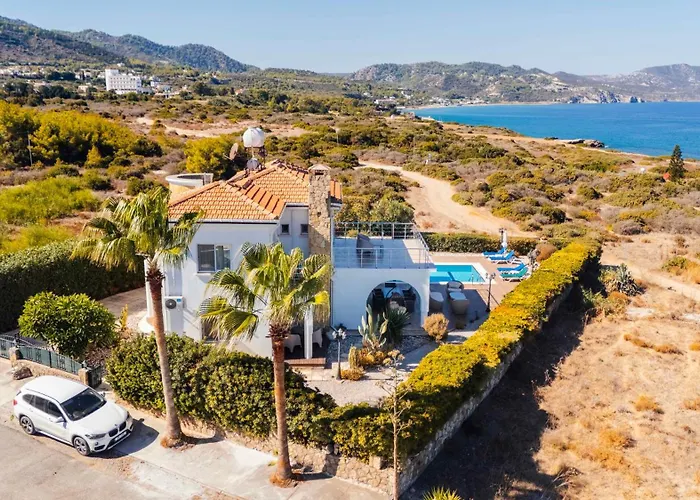 Georgina With Private Pool And Sea View Villa